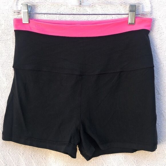 LuluLemon Athletic‎ Shorts - Picture 2 of 7